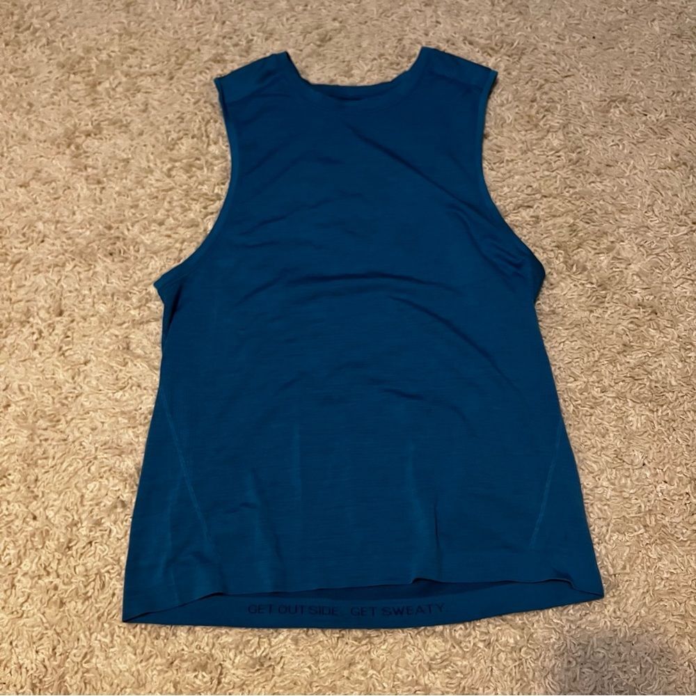Lululemon tank top size small